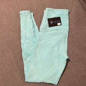 Onzie blue leggings